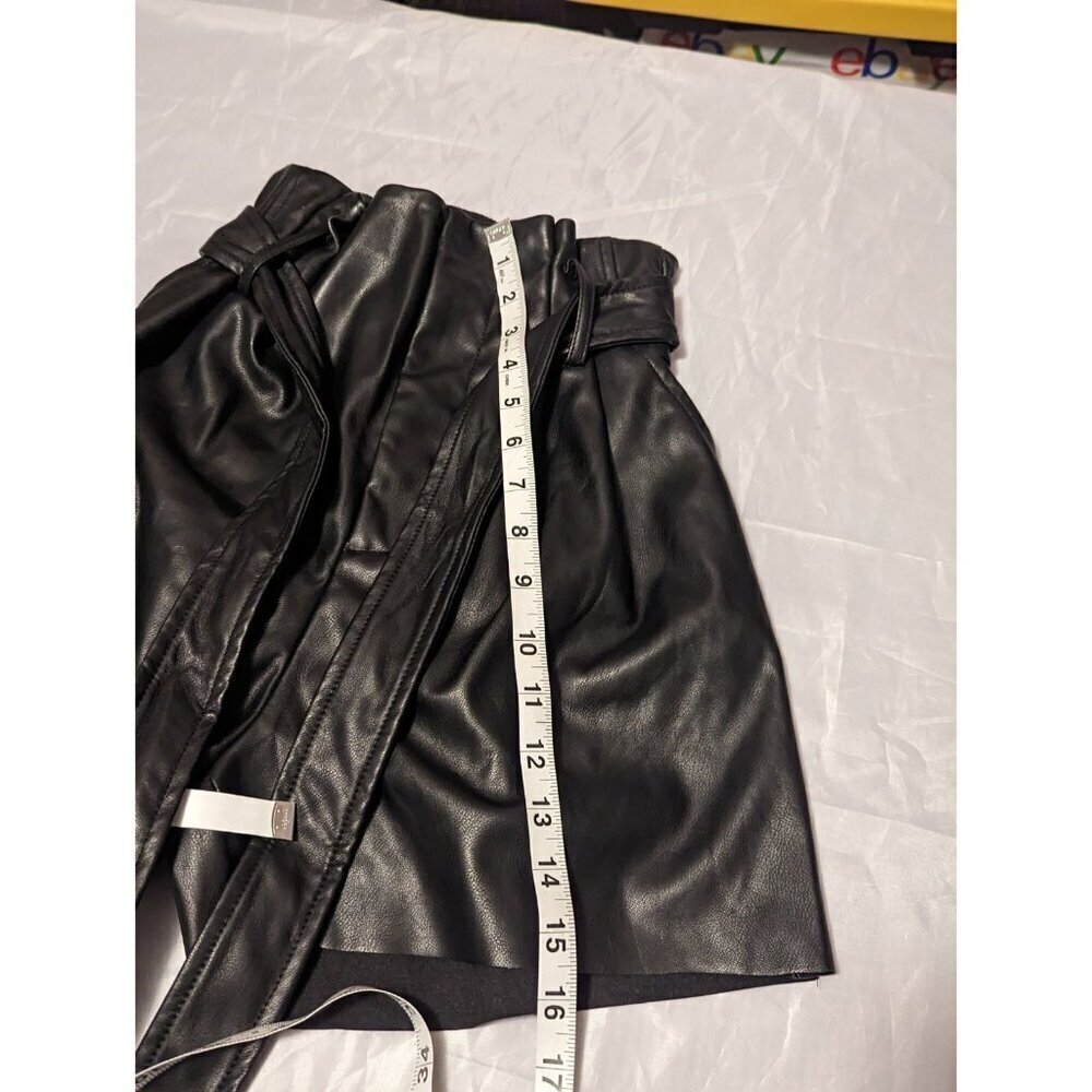 Zenana Shorts Womens Size XS Faux Leather Paperbag Waist Belted Dressy Casual - Picture 11 of 13